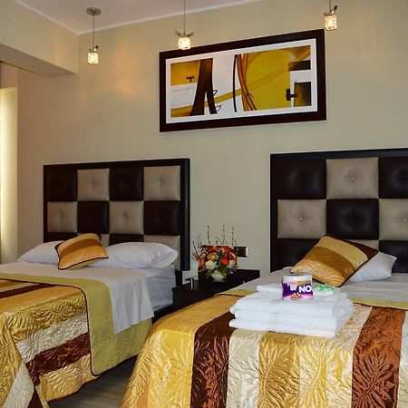 Hostal Gold Star タクナ エクステリア 写真